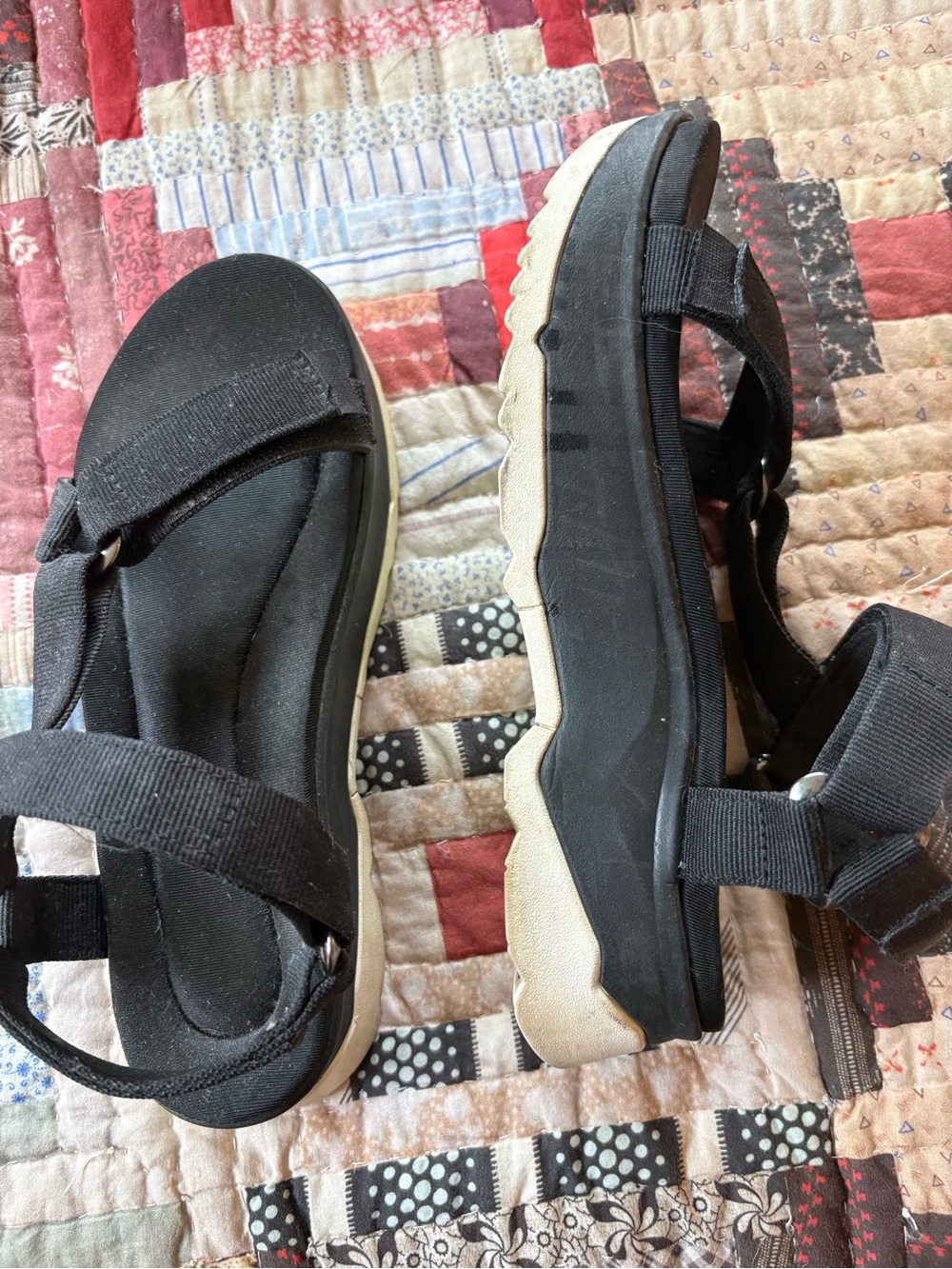 Teva Jadito Universal Platform Sandals – Black – Women’s (Good Condition)